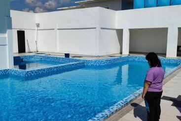 Hanan Studio Apartment With Pool, Wifi & Netflix