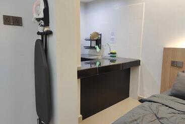 Hanan Studio Apartment With Pool, Wifi & Netflix