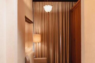 هتل Al Balad Hospitality