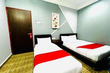 هتل Daily Inn