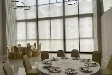 هتل Reizz Residence By Luxury Suites