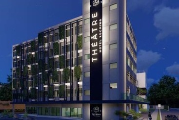 هتل Theatre