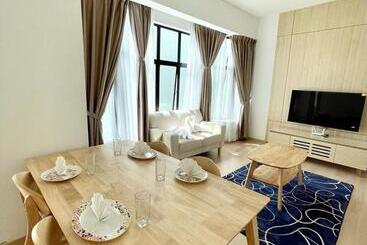Mutiara Melaka Beach Resort By Tzwan