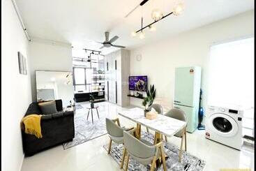 Near Klia   Kipcore Suite B   Town Centre Sepang