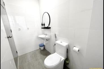 Near Klia   Kipcore Suite B   Town Centre Sepang