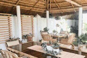 پانسیون 148 Guesthouse And Resort