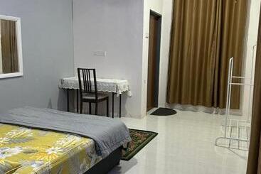 پانسیون Aurora Roomstay