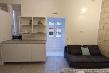 پانسیون Casa Cospicua Knight Residency