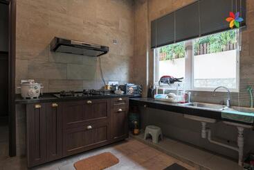 پانسیون Private Studio In Bungalow By Lilyandloft