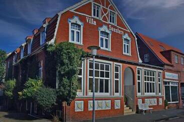 پانسیون Villa Seestern