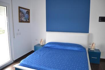 استراحتگاه Kodra E Godenve