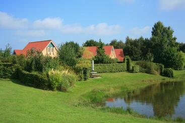 استراحتگاه Summio Villapark Akenveen