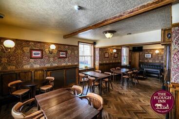 هاستل The Plough Inn