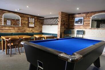 هاستل The Plough Inn