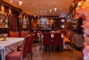 هاستل The Plough Inn