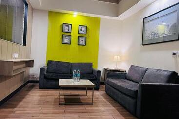 Avr Hotels