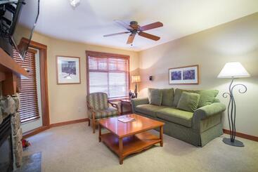 هتل 1205b Double Queen Standard Eagle Springs West Condo