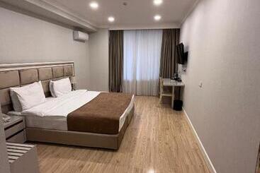 هتل Grand Inn Baku