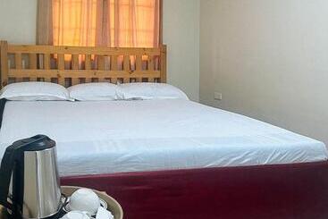 هتل Reddoorz At Stay Inn Baguio City