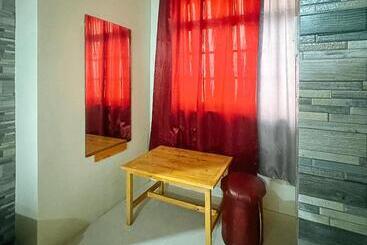 هتل Reddoorz At Stay Inn Baguio City