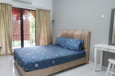 پانسیون Ebh Inn