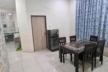 پانسیون Homestay Di Jitra