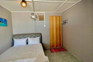 펜션 Khafii House