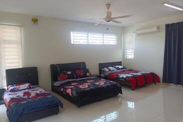پانسیون Pro Qaseh Room Stay , Darulaman Lake Home