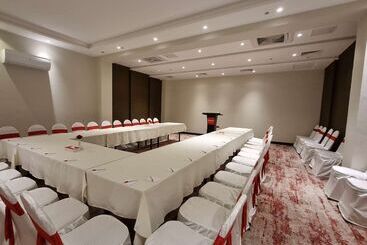 هتل Ramada Resort By Wyndham Gilgit