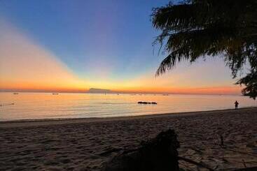 استراحتگاه Dumba Bay Tioman
