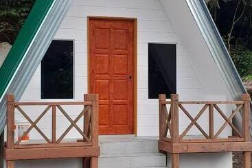 استراحتگاه Dumba Bay Tioman