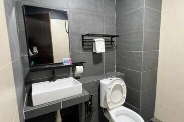 Samsara Studio Apartment With Pool