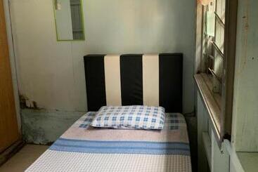 هاستل Z&z Budget Room