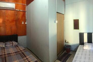 هاستل Z&z Budget Room