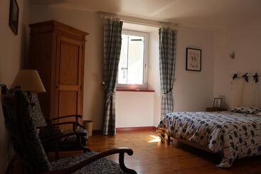 Bed and Breakfast Lou Prat