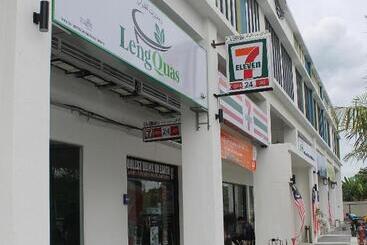 هتل Singgah Kertih