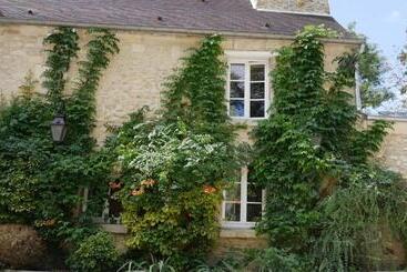 پانسیون Le Moulin De L Ortille
