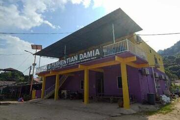 پانسیون Perhentian Damia