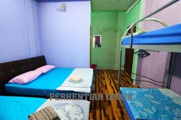پانسیون Perhentian Damia