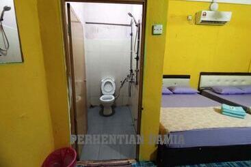 پانسیون Perhentian Damia