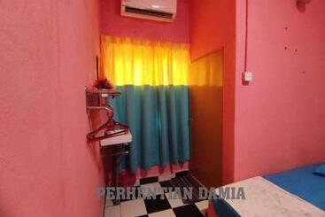 پانسیون Perhentian Damia