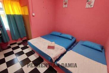پانسیون Perhentian Damia