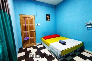 پانسیون Perhentian Damia