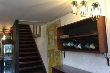 هاستل Hikers Sleep Port Guesthouse