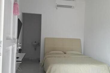 هاستل The Sofea Inn Transit Room Airport Kota Bharu
