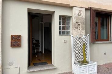 B&b S Intrada