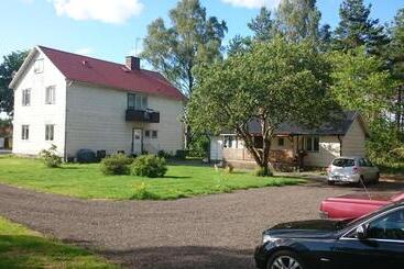 تختخواب و صبحانه Molidens Gästgiveri Jönköping