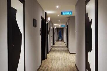 هتل Rooms