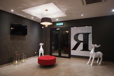 هتل Rooms