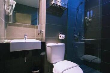 هتل Rooms